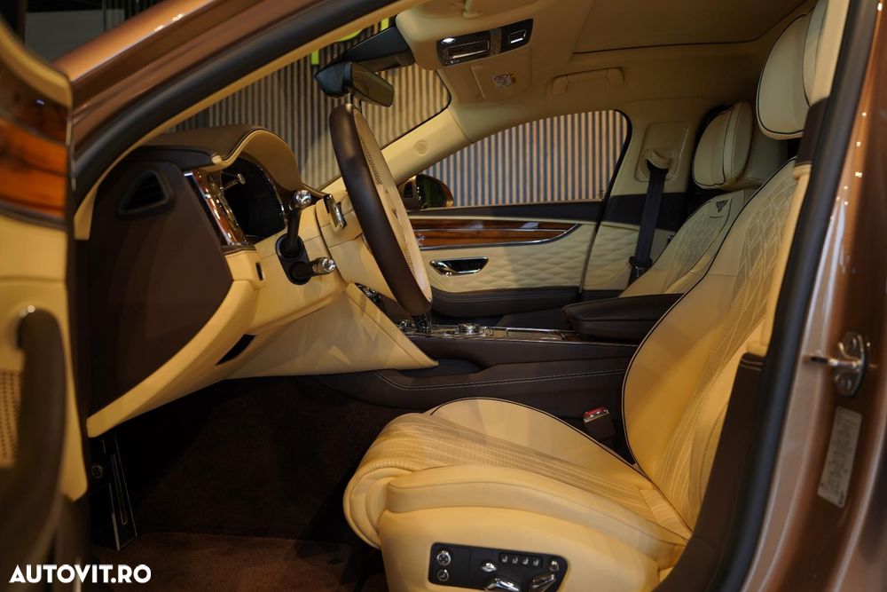 Bentley Flying Spur - 4