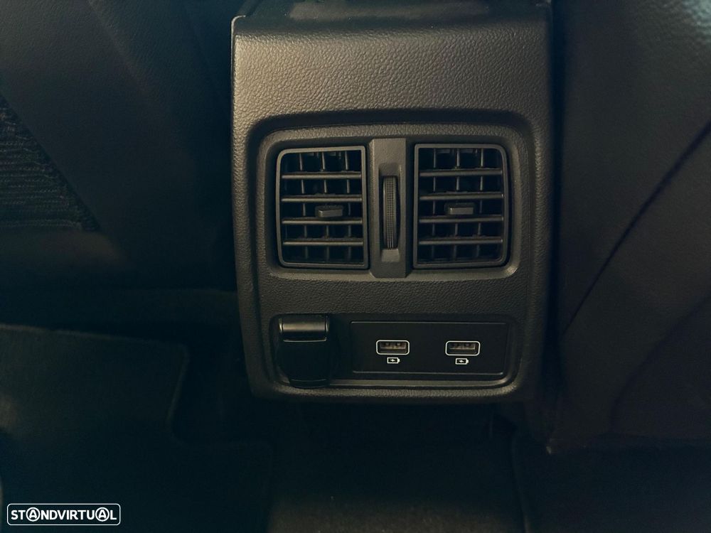 Renault Captur 1.6 E-Tech Plug-In Intens - 33