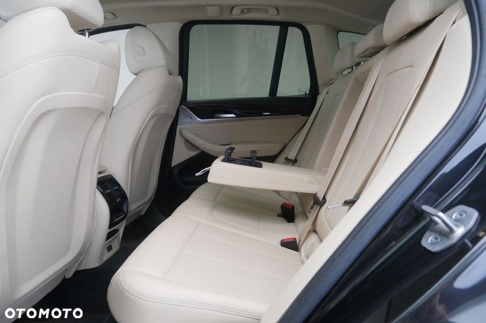 BMW X3 - 15