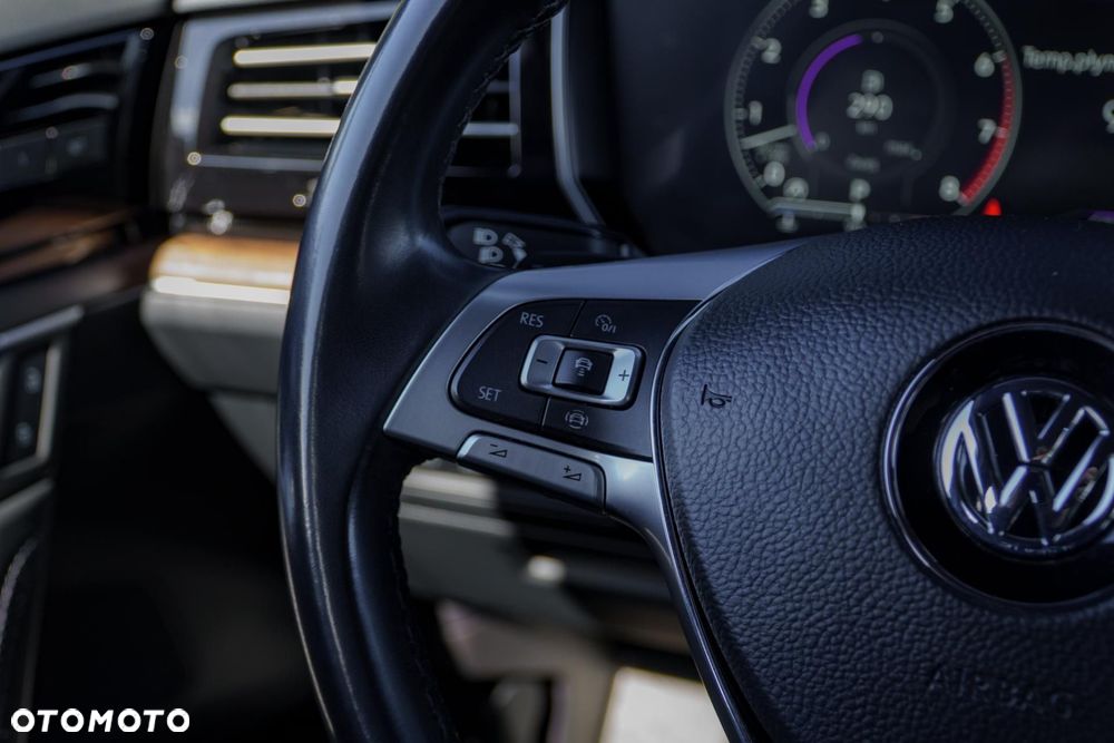 Volkswagen Touareg 3.0 V6 TFSI 4Motion R-Line - 27