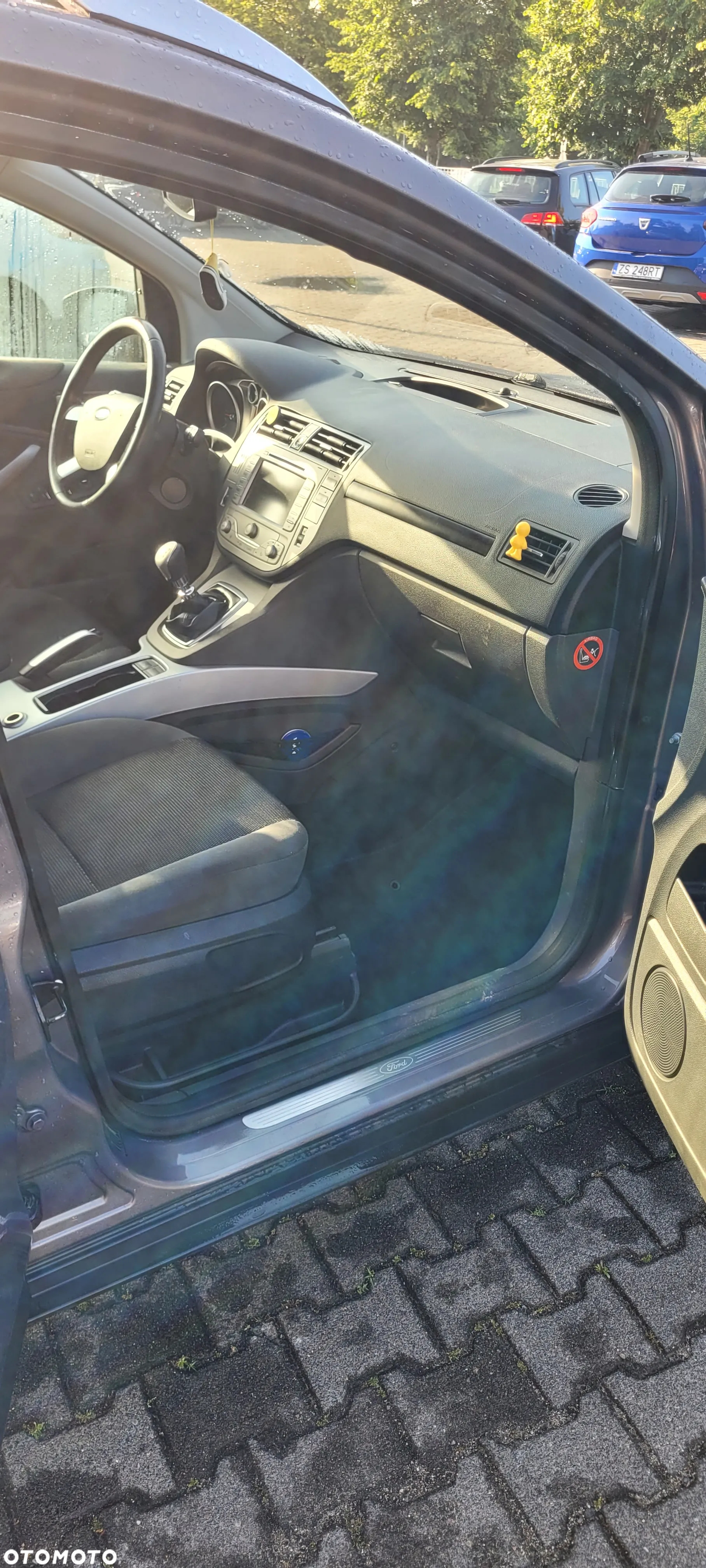 Ford Kuga - 4
