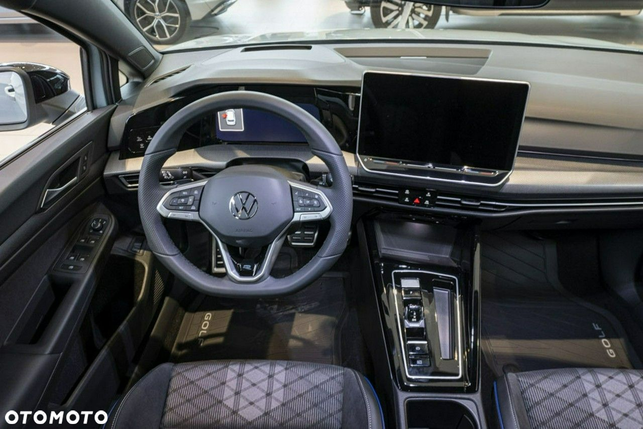 Volkswagen Golf - 19