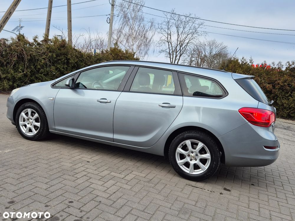 Opel Astra 1.6 Style - 7