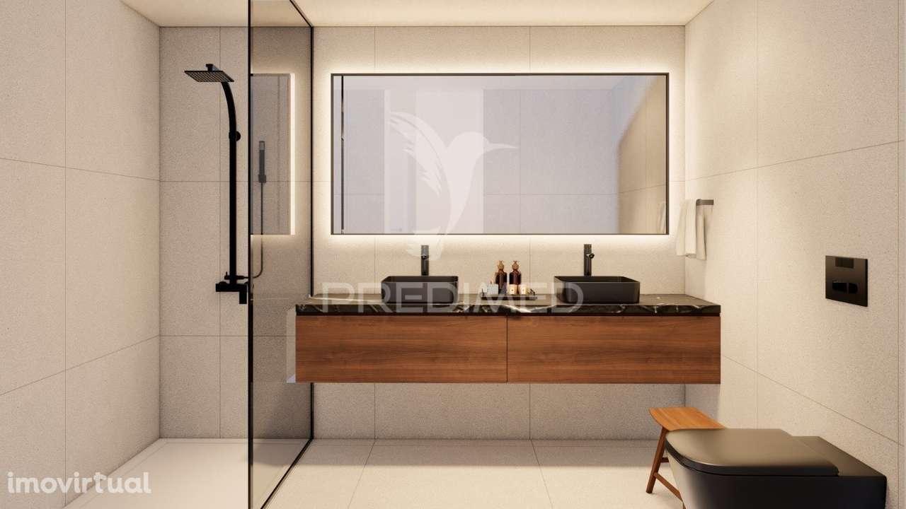 T3 c/ 3 Frentes e 2 Varandas | Garagem p/ 2 Carros | Quinta Viana - Grande imagem: 2/7