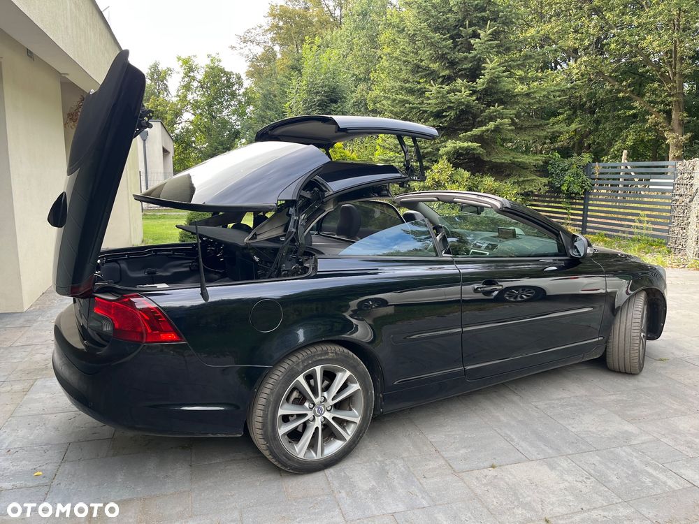 Volvo C70 2.0D Powershift Summum - 3