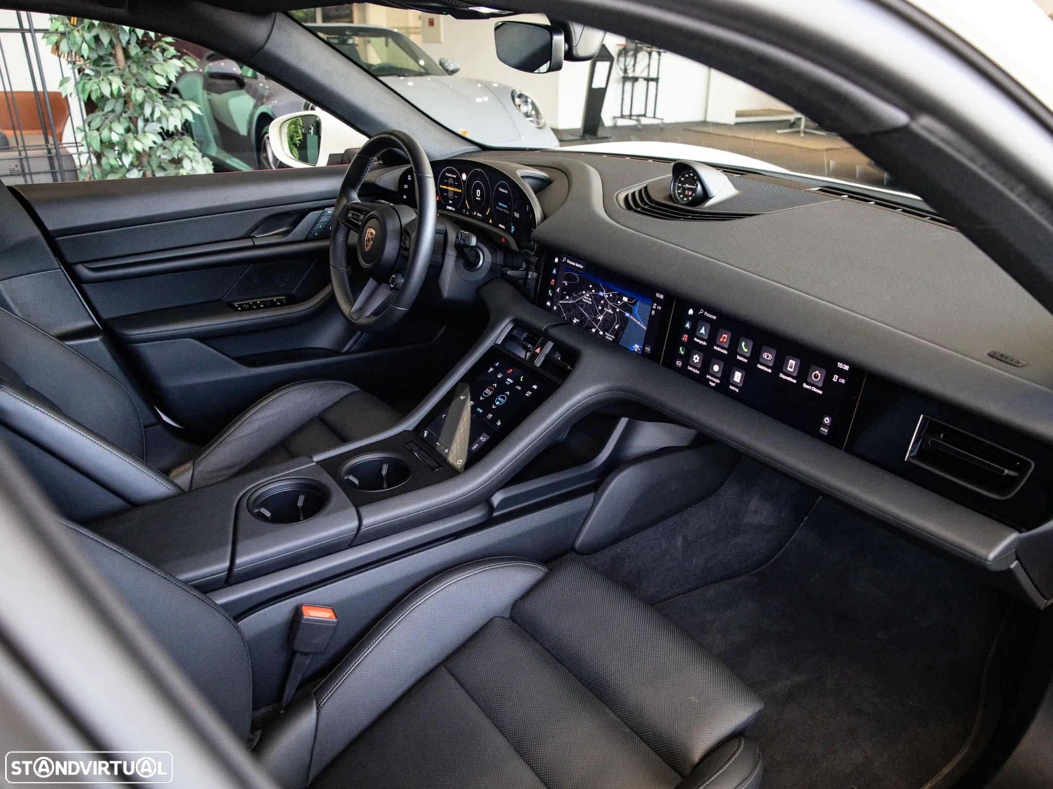 Porsche Taycan Sport Turismo Standard - 46