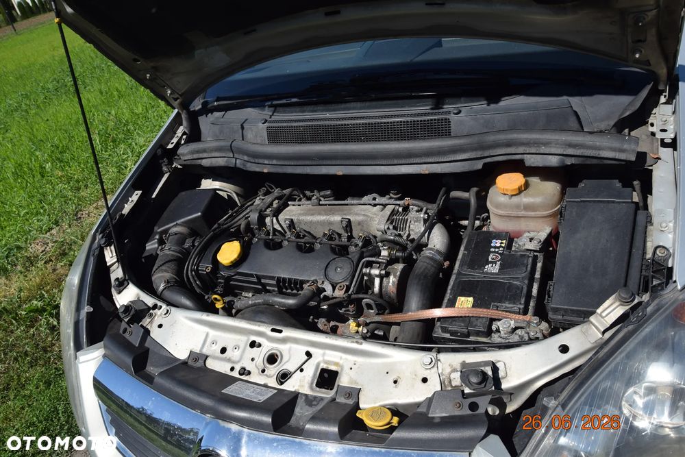 Opel Zafira 1.9 CDTI - 12