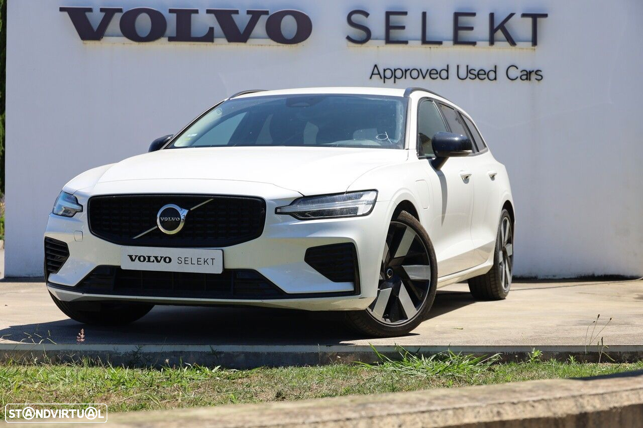 Volvo V60 2.0 T6 AWD TE Plus Dark - 22
