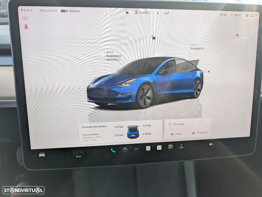 Tesla Model 3 Long Range RWD - 9