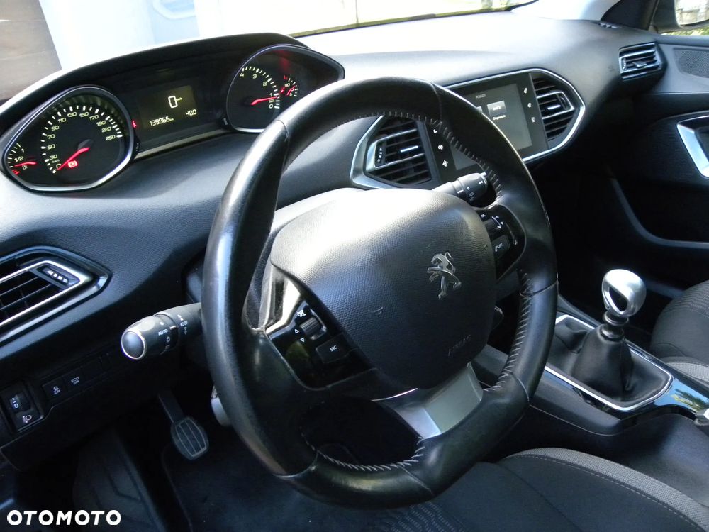Peugeot 308 PureTech 130 Stop & Start Style - 23