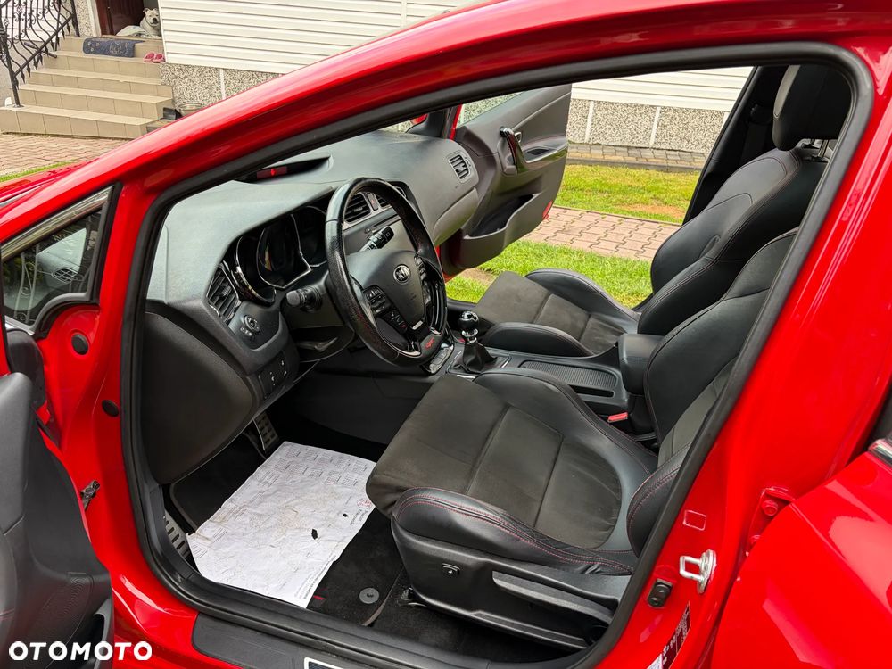 Kia Ceed 1.6 T-GDI GT-Challenge - 13