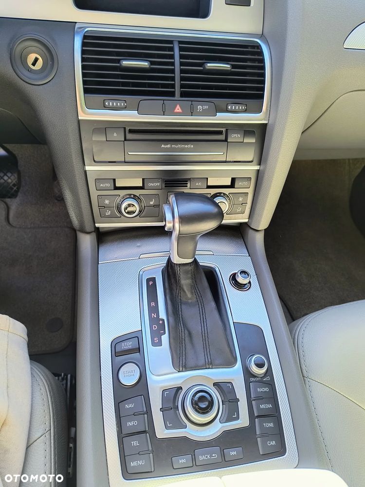 Audi Q7 3.0 TDI DPF Quattro Tiptronic - 30