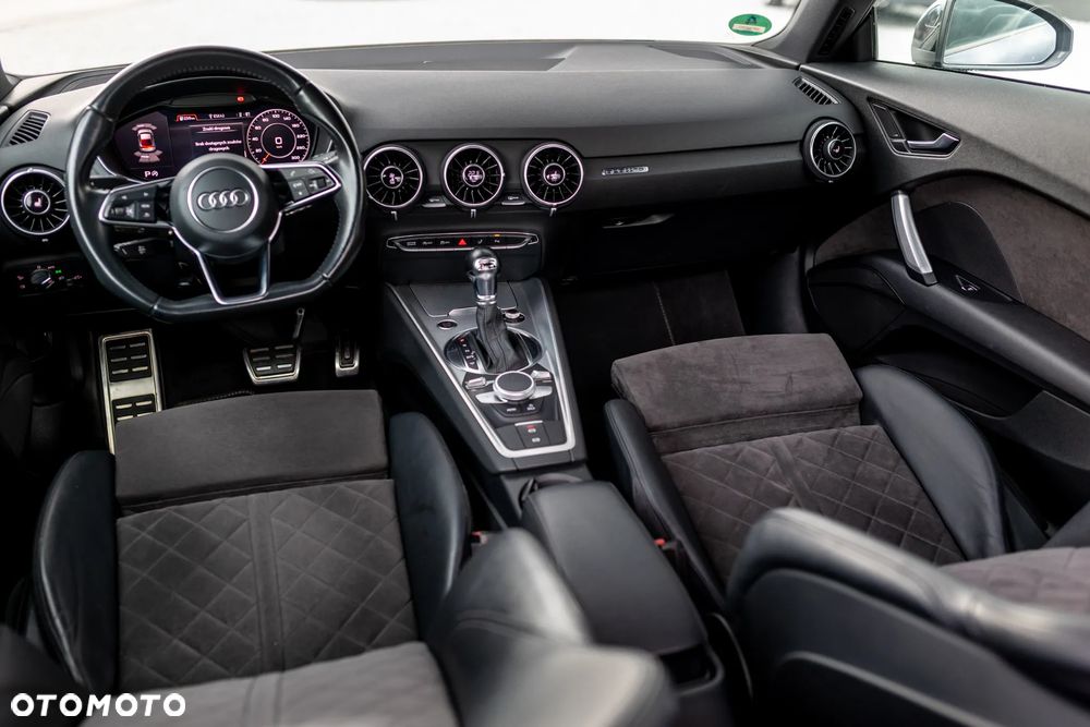 Audi TT Coupé - 27