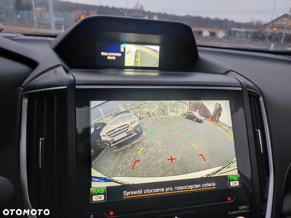 Subaru Forester 2.0i-L Platinum Black Edition EyeSight Lineartronic - 18