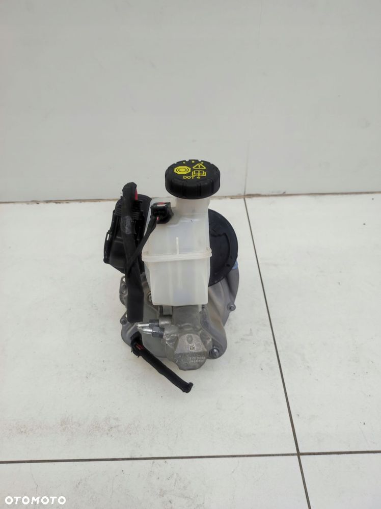 pompa hamulcowa serwo eu renault clio v 5 lift 1.6 e-tech - 1