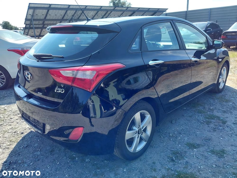Hyundai i30 1.4 CRDi Comfort - 5