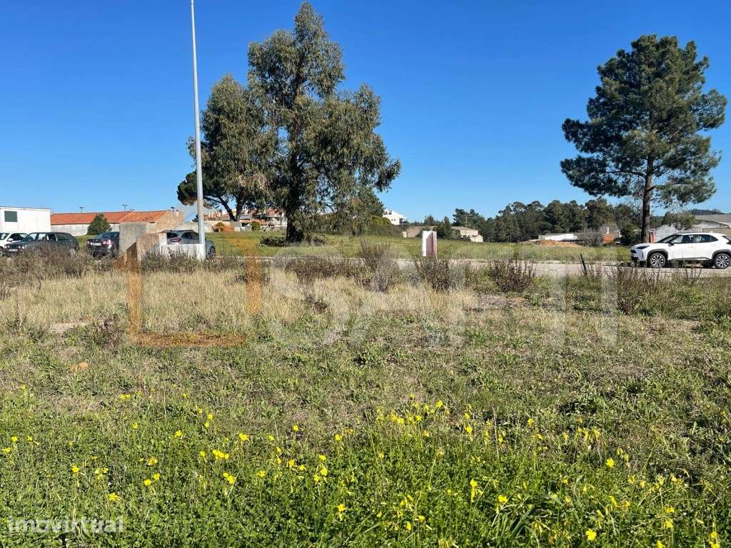 Lote para construção de prédio habitacional no Entroncamento, Santarém - Grande imagem: 5/12
