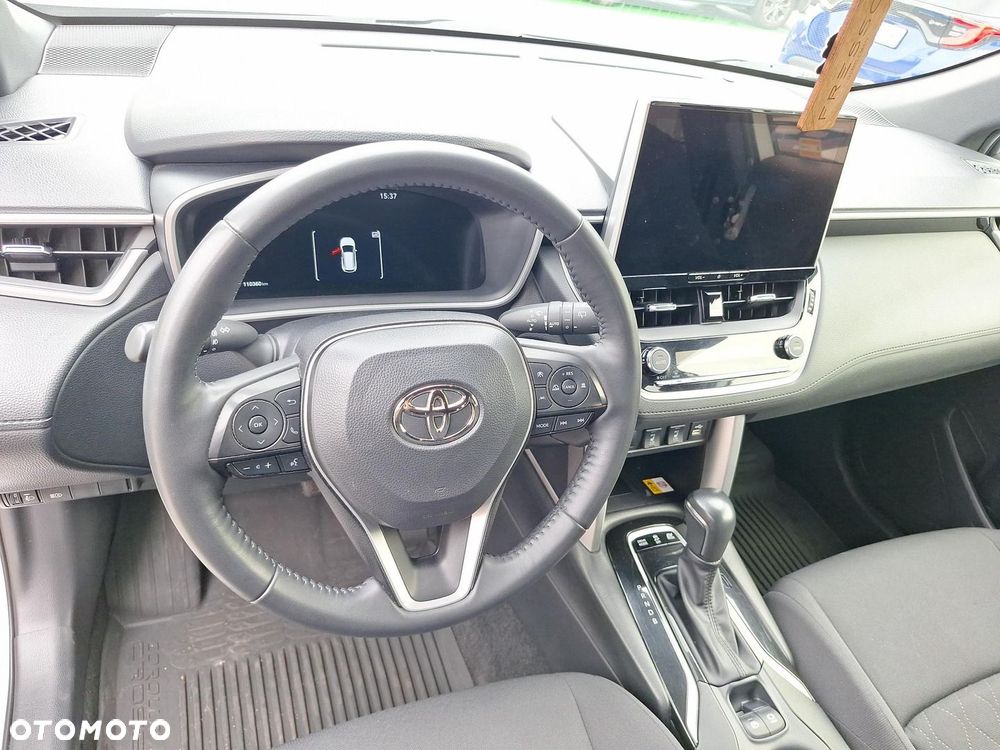 Toyota Corolla Cross - 15