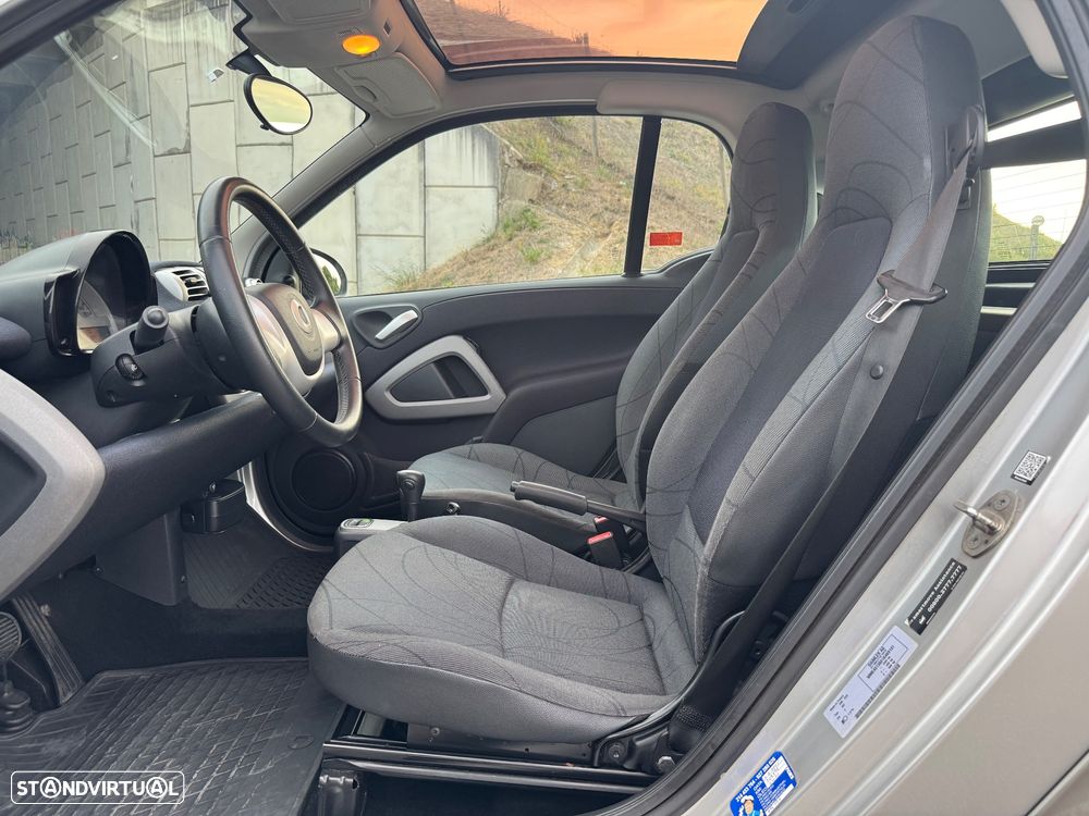 Smart ForTwo Coupé 1.0 mhd Passion 71 - 6