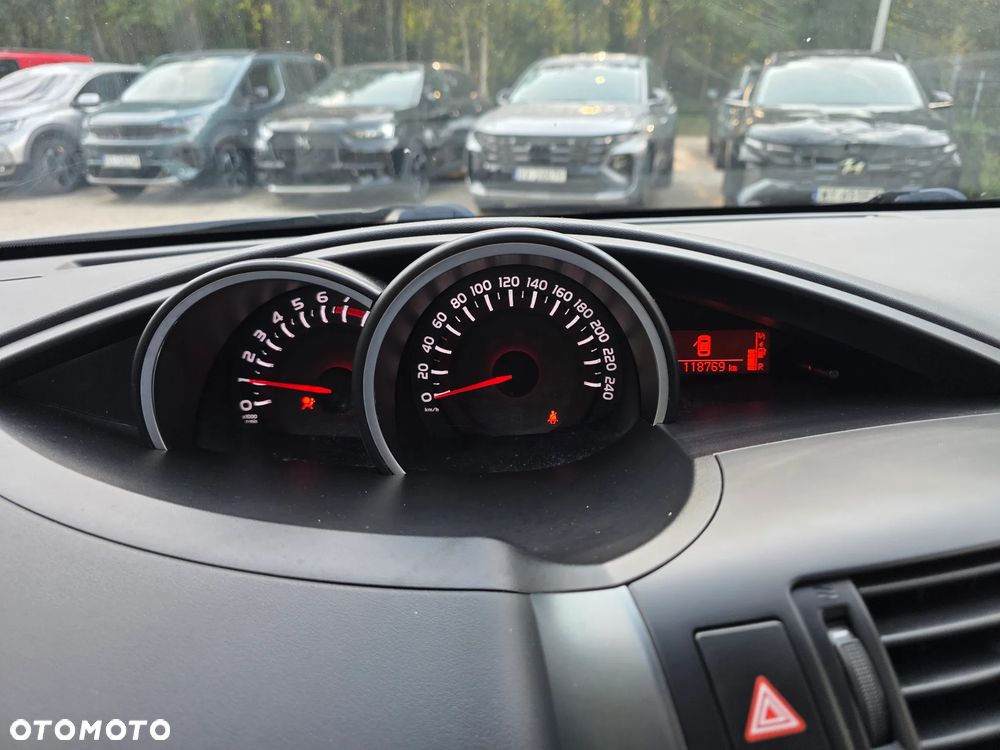 Toyota Verso 1.8 Premium 7os - 29