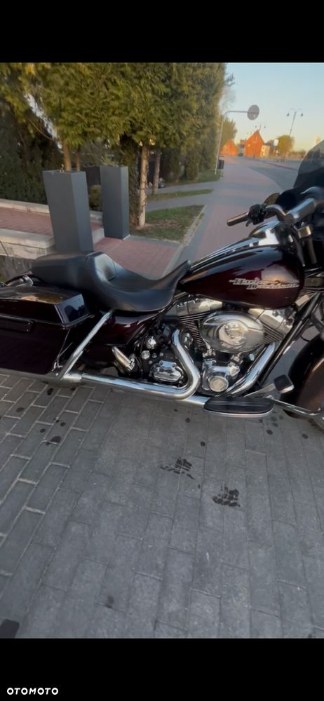 Harley-Davidson Touring Street Glide - 6