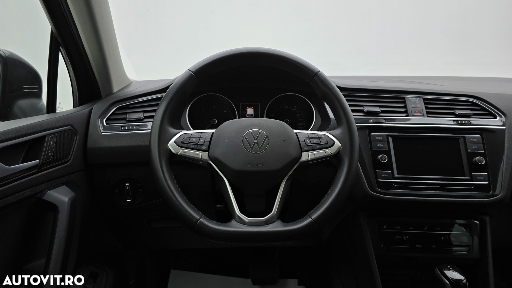 Volkswagen Tiguan 2.0 TDI SCR DSG 4Motion Life - 15