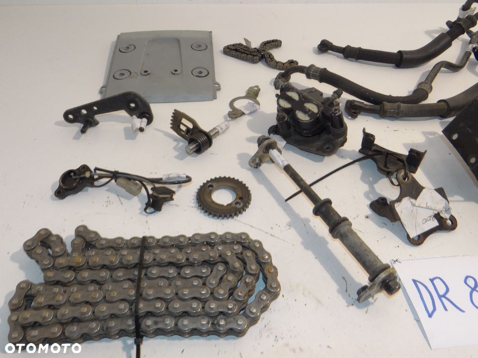 DR 800 BIG mocowanie reling blacha błotnika czachy czujnik luzu wybierak zmiany biegów pokrywa - 14