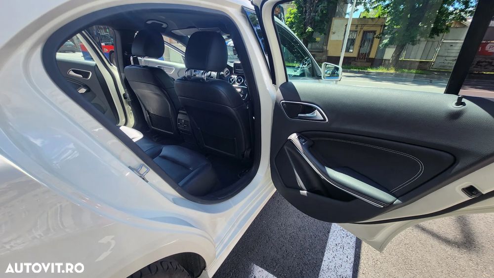 Mercedes-Benz A 220 CDI (BlueEFFICIENCY) 7G-DCT - 8