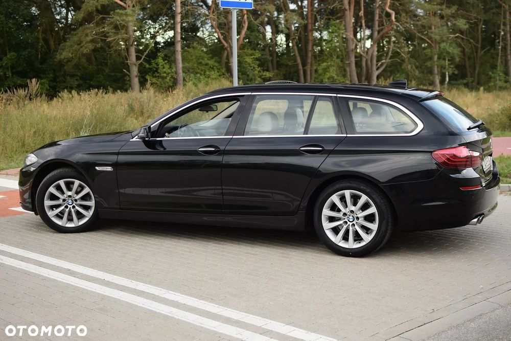 BMW Seria 5 520d Luxury Line - 10