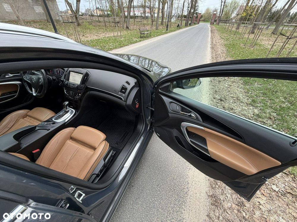 Opel Insignia - 36