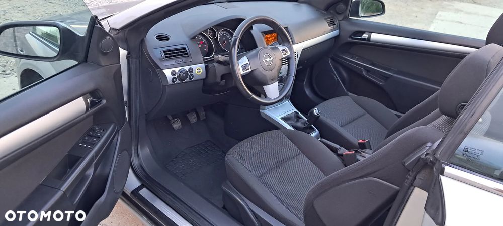 Opel Astra 1.6 Cosmo - 12