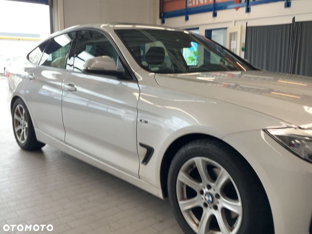 BMW 3GT 318d Sport Line - 4