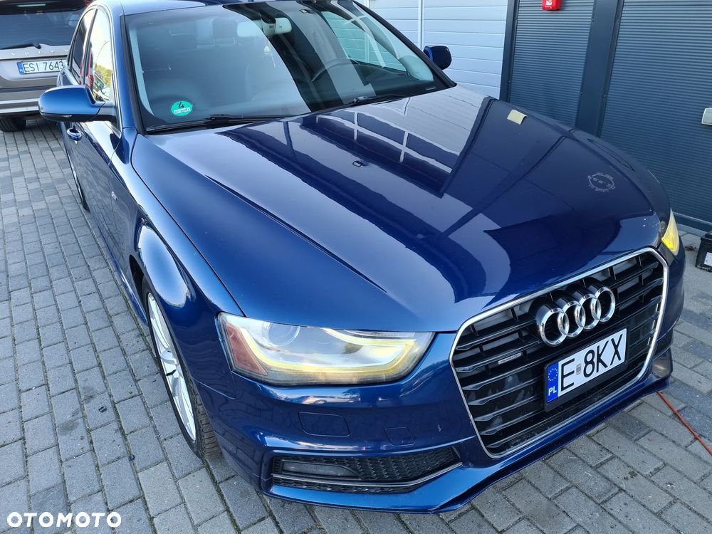 Audi A4 Limousine - 10