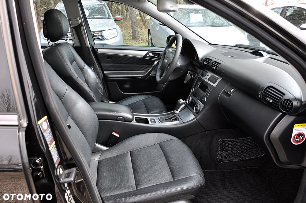 Mercedes-Benz Klasa C 180 Kompressor Automatik Avantgarde - 23