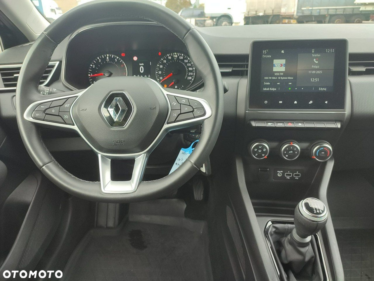 Renault Clio - 13