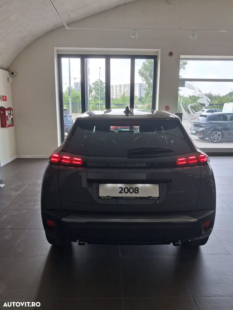 Peugeot 2008 1.2L e-DCS6 MHEV Allure - 4