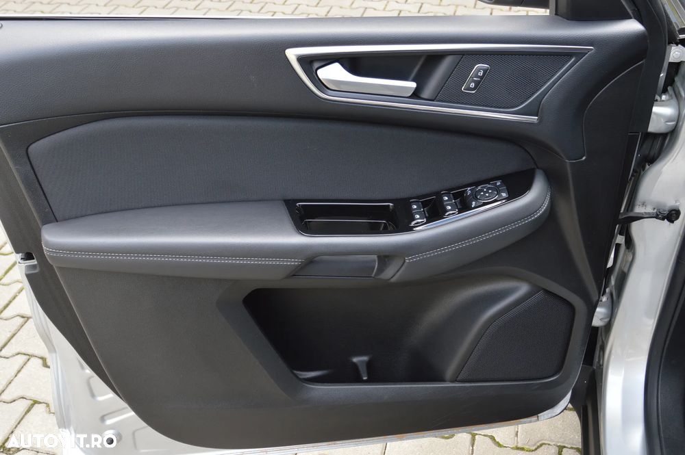 Ford S-Max 2.0 EcoBlue Allrad Aut. Titanium - 33