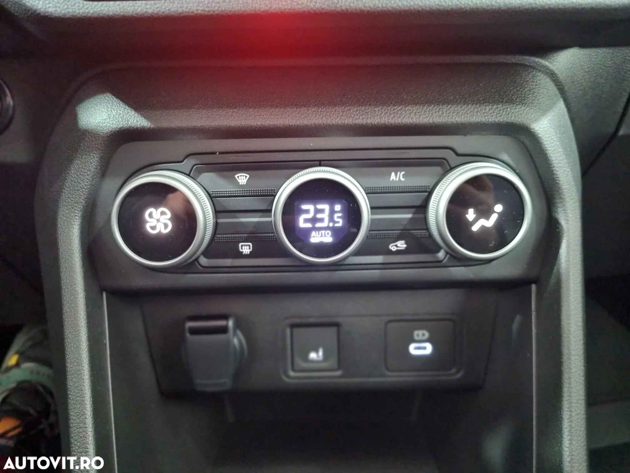 Dacia Sandero Stepway ECO-G 100 MT6 Extreme+ - 8
