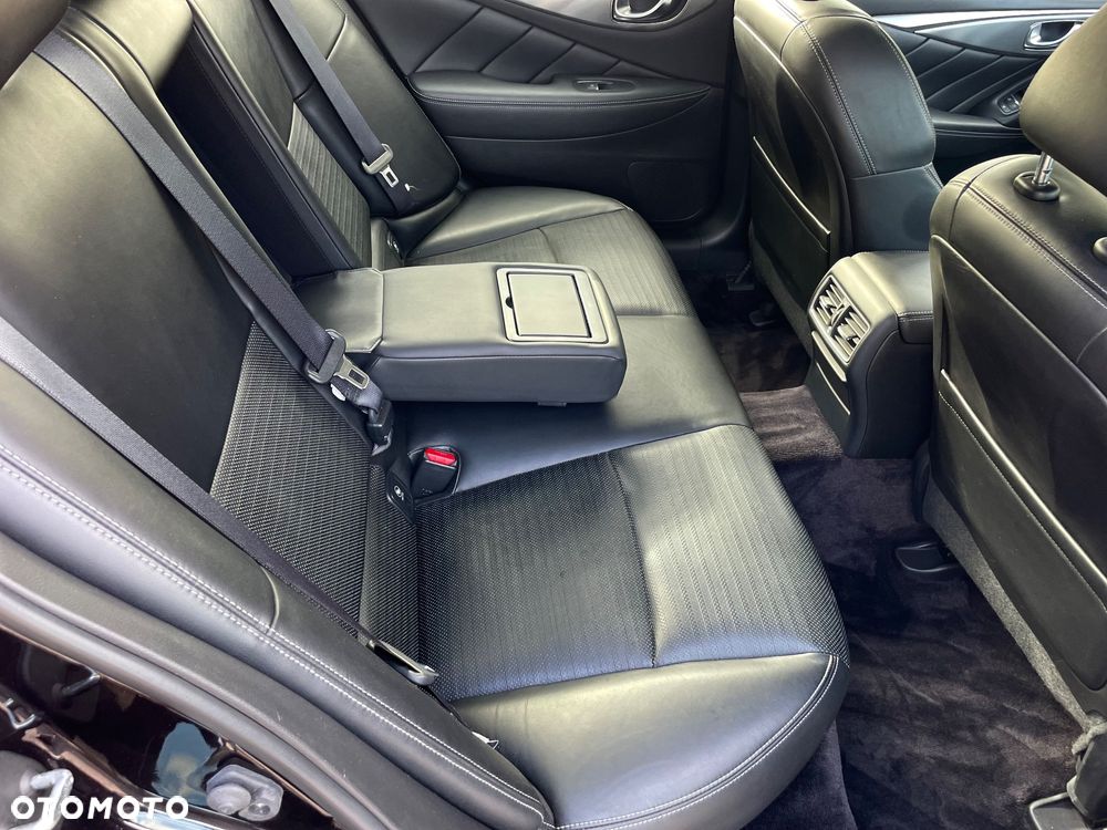Infiniti Q50 2.2d Sport Executive EU6 - 14