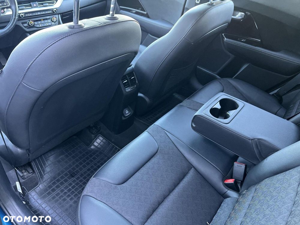 Kia Niro - 26