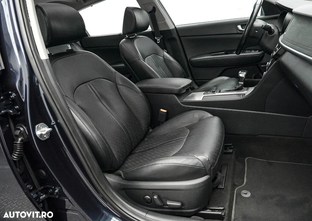 Kia Optima 2.0 T-GDI 6AT GT - 16
