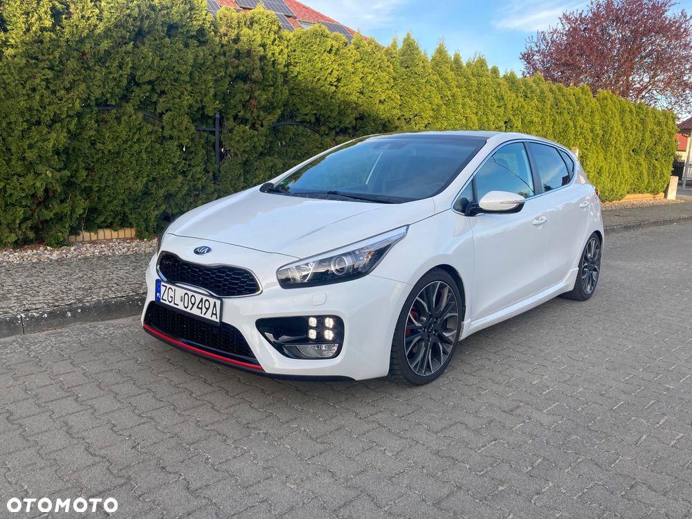 Kia Ceed 1.6 T-GDI GT XL - 23