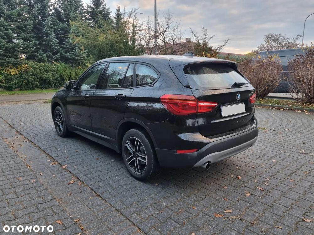 BMW X1 sDrive18d - 4