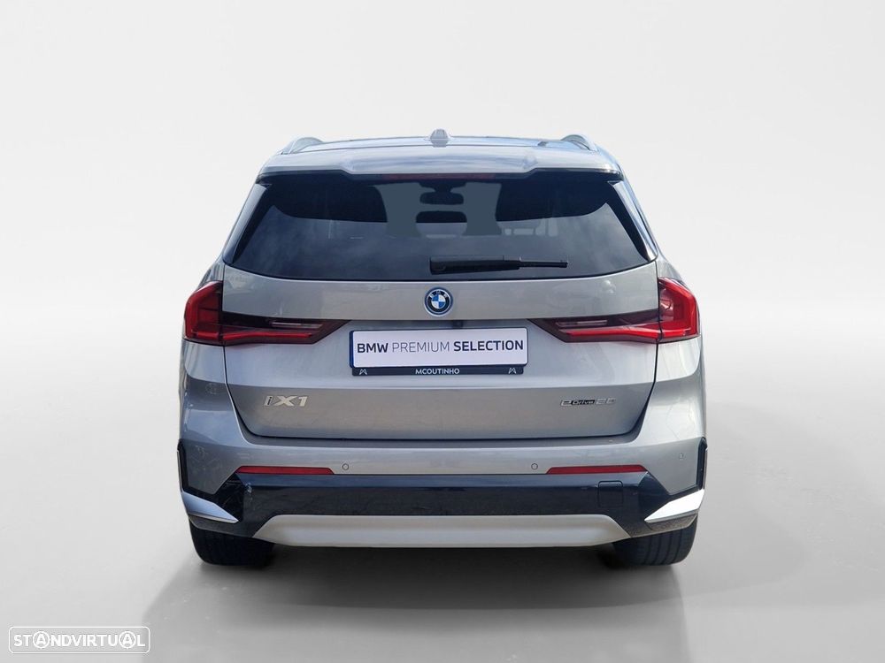 BMW iX1 eDrive20 - 3