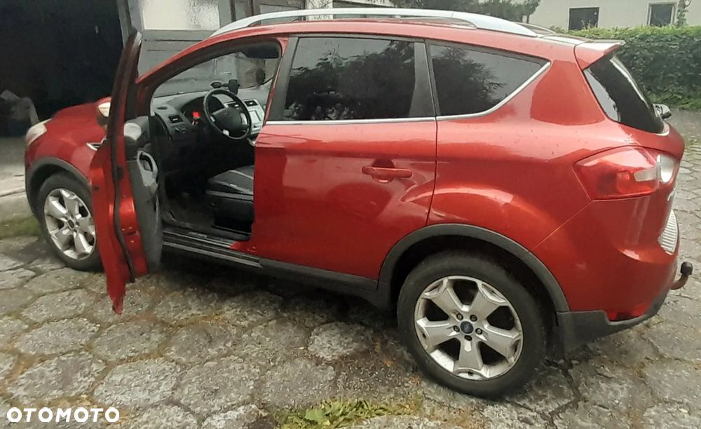 Ford Kuga 2.0 TDCi 2x4 Titanium - 7