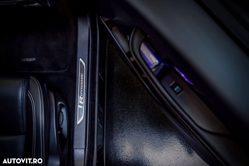 Jaguar E-Pace D180 AWD Aut. R-Dynamic S - 20