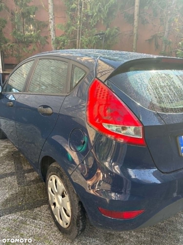 Ford Fiesta - 2