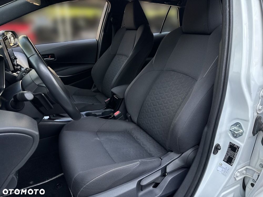 Toyota Corolla 2.0 Hybrid Comfort - 11