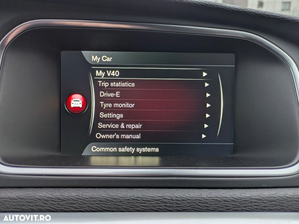 Volvo V40 D3 Aut Summum - 31