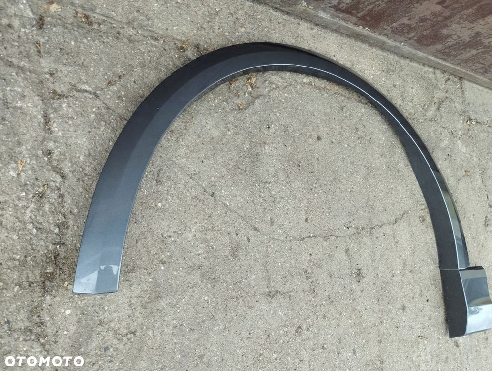 Listwa na błotnik lewy przód Audi RSQ8 4M8 4M8853717E - 2